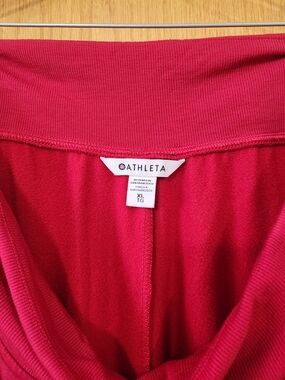 Athleta Cardinal Red Fleece-Lined Pullover